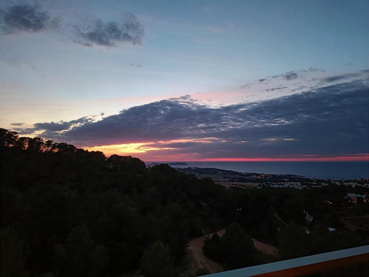 Casa Victoria Suites Sant Josep de sa Talaia Bagian luar foto