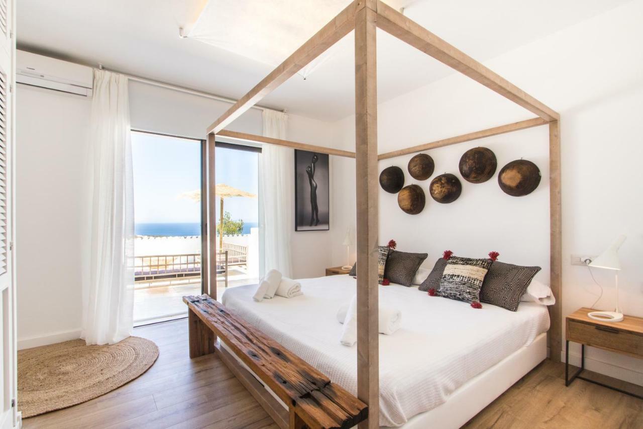 Casa Victoria Suites Sant Josep de sa Talaia Bagian luar foto